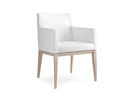 CS1473 BESS ARMCHAIR